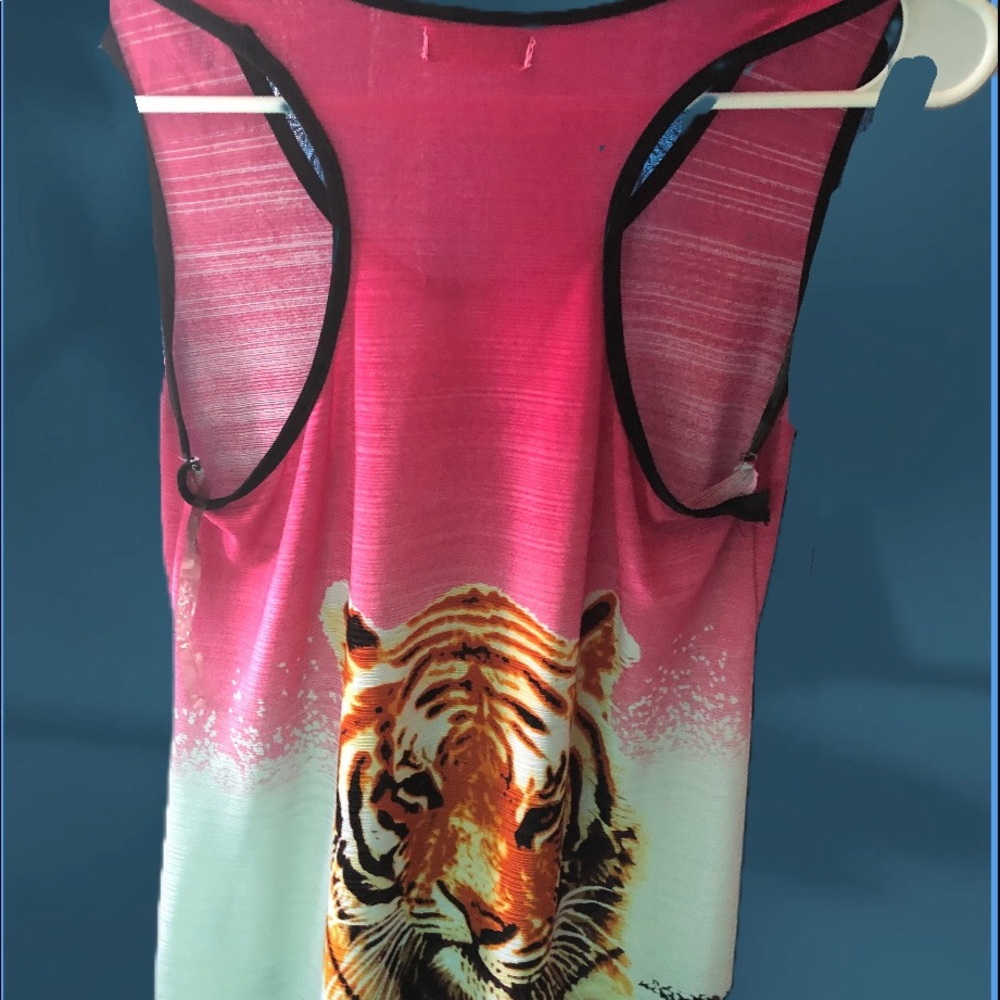 blings on tiger print - Picture 4 of 7